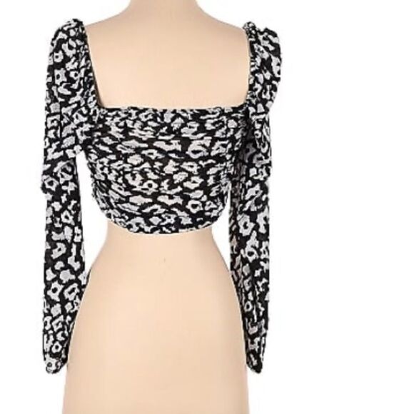 Topshop long sleeve cropped shirt - Picture 3 of 10